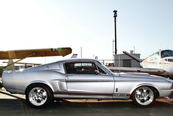 1968-ford-mustang-fastback+side-view