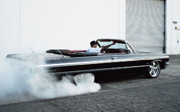 1964_chevy_impala+rear_view