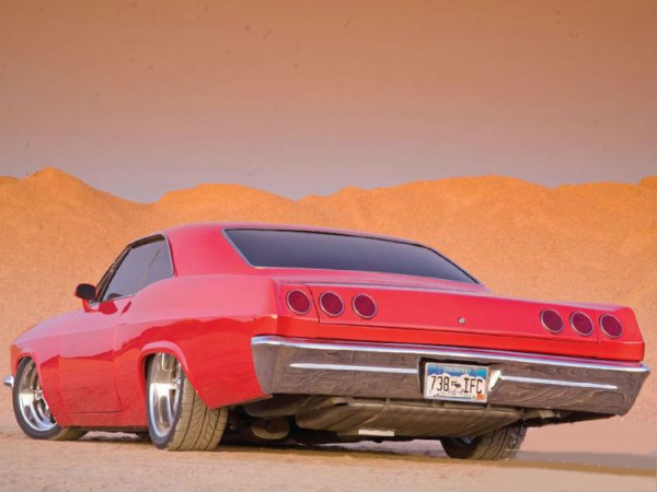 1965_chevy_impala_SS+left_rear_angle