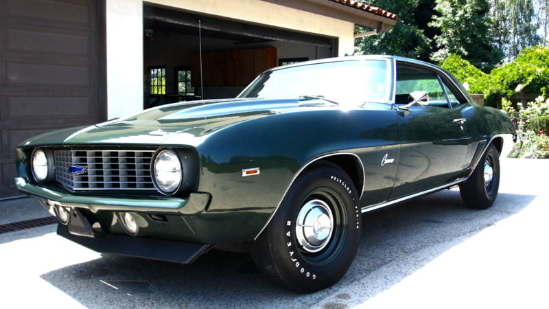 1969 Chevrolet COPO Camaro ZL1 427 Clone