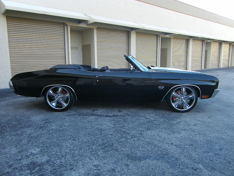 1970 Chevrolet Chevelle Convertible Restomod Triple Black