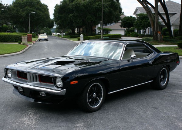 73barracudahemiblack002