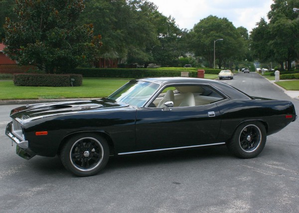 73barracudahemiblack003