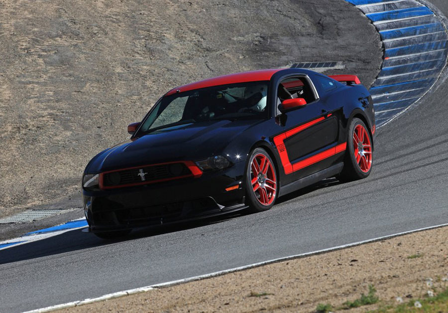 2012-Ford-Mustang-Boss-302-Laguna-Seca-Front-Angle-9