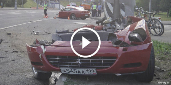 Ferrari 612 Scaglietti Splits In Half After Hitting A Pole russia 2