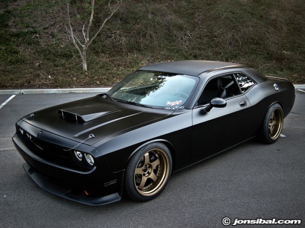 jon-sibal-personal-2009-challenger-srt8-06