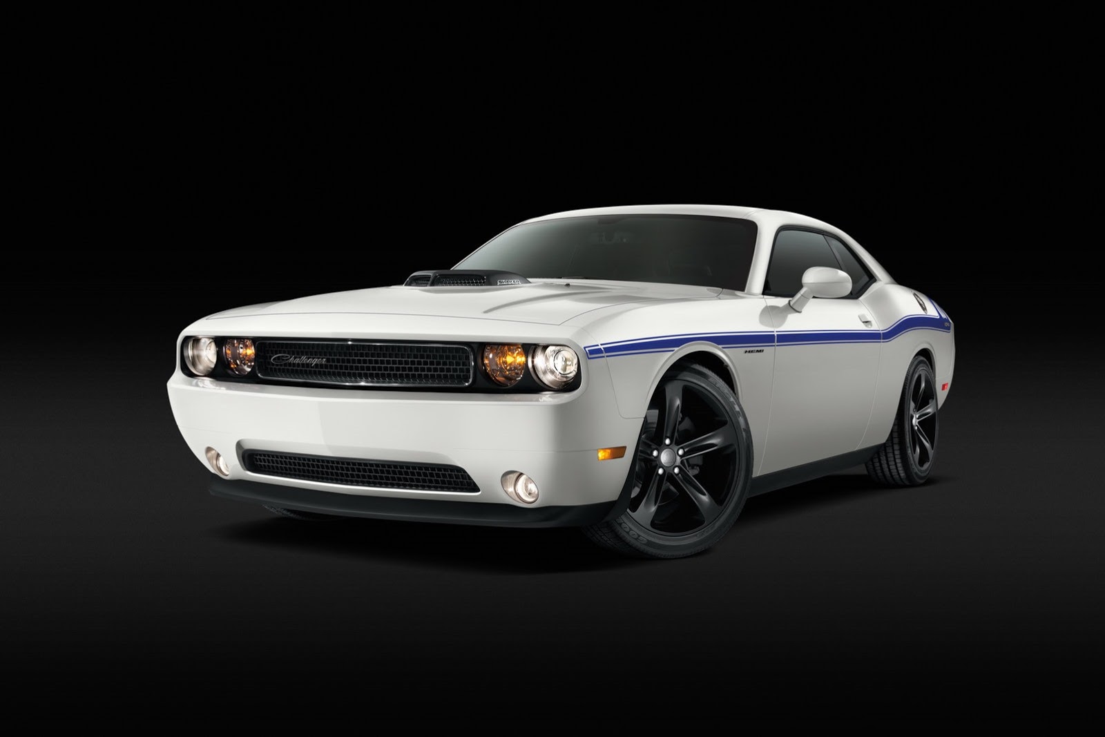 sema 2013 dodge challenger