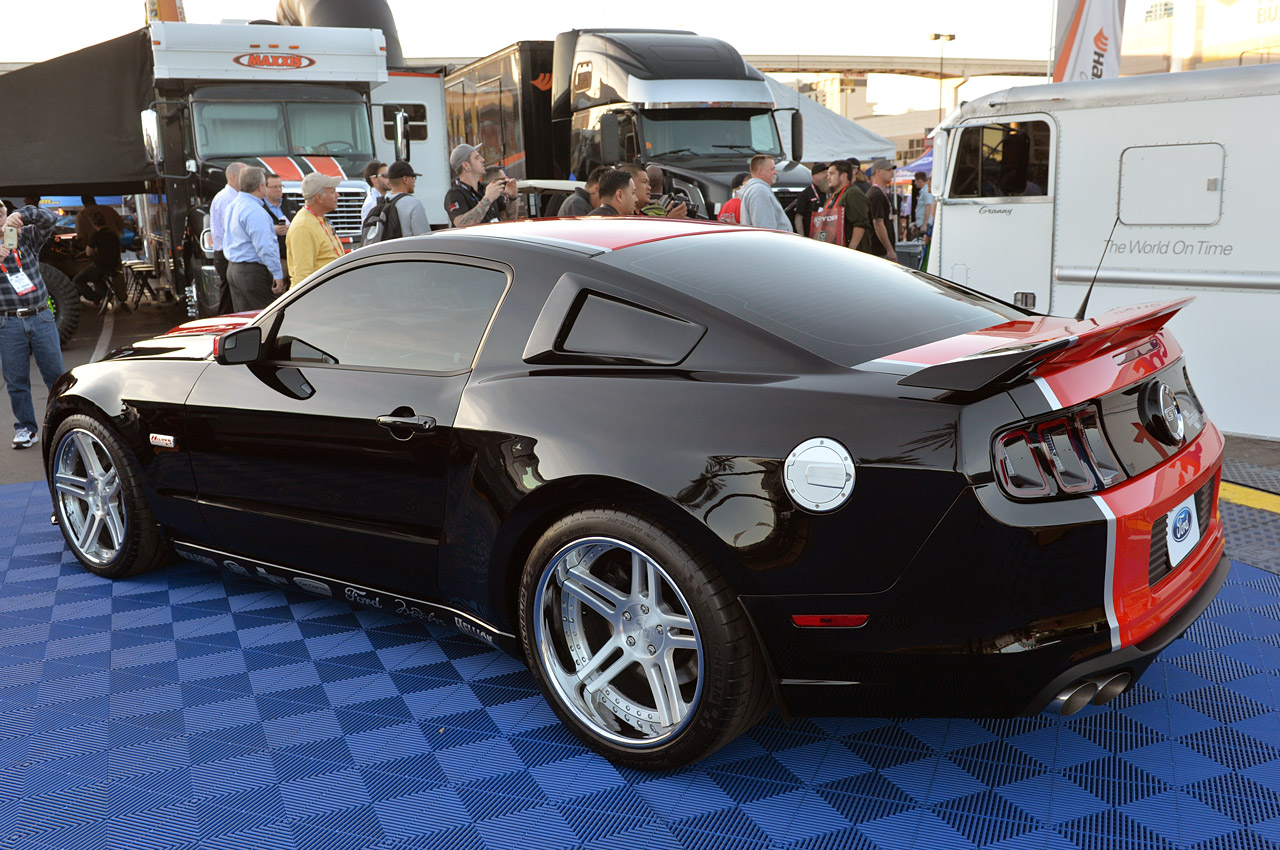 helleanor mustang