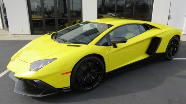2014 Lamborghini Aventador LP720 4