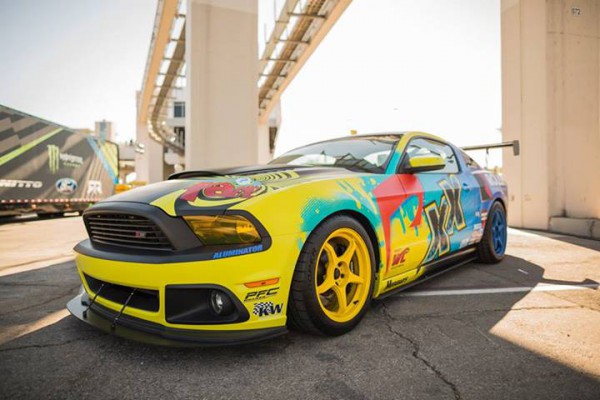 2014-roush-racing-world-challenge-car-01
