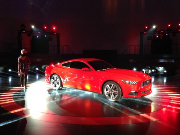 2015 ford mustang car