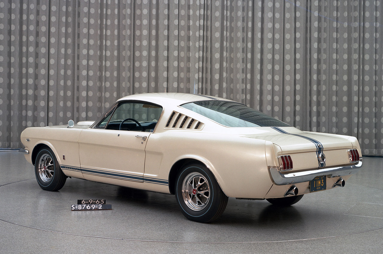 1965 mustang fastback