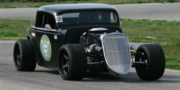 1933 Ford Custom