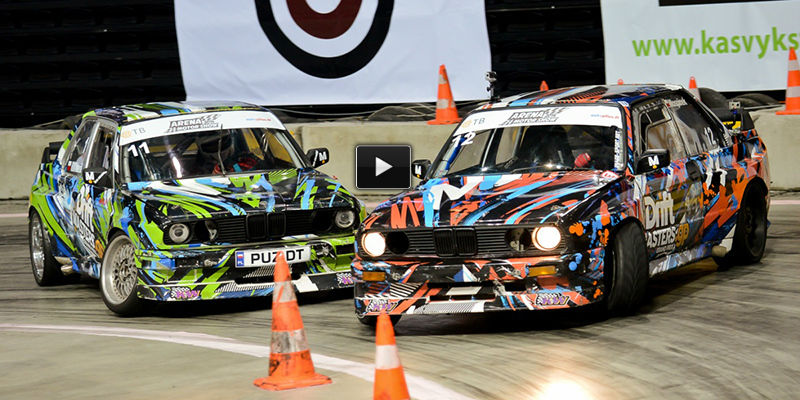 stunt show drifting cars