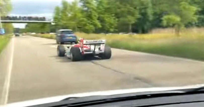 Run With Formula race car A1GP Race Car Through The Traffic 4