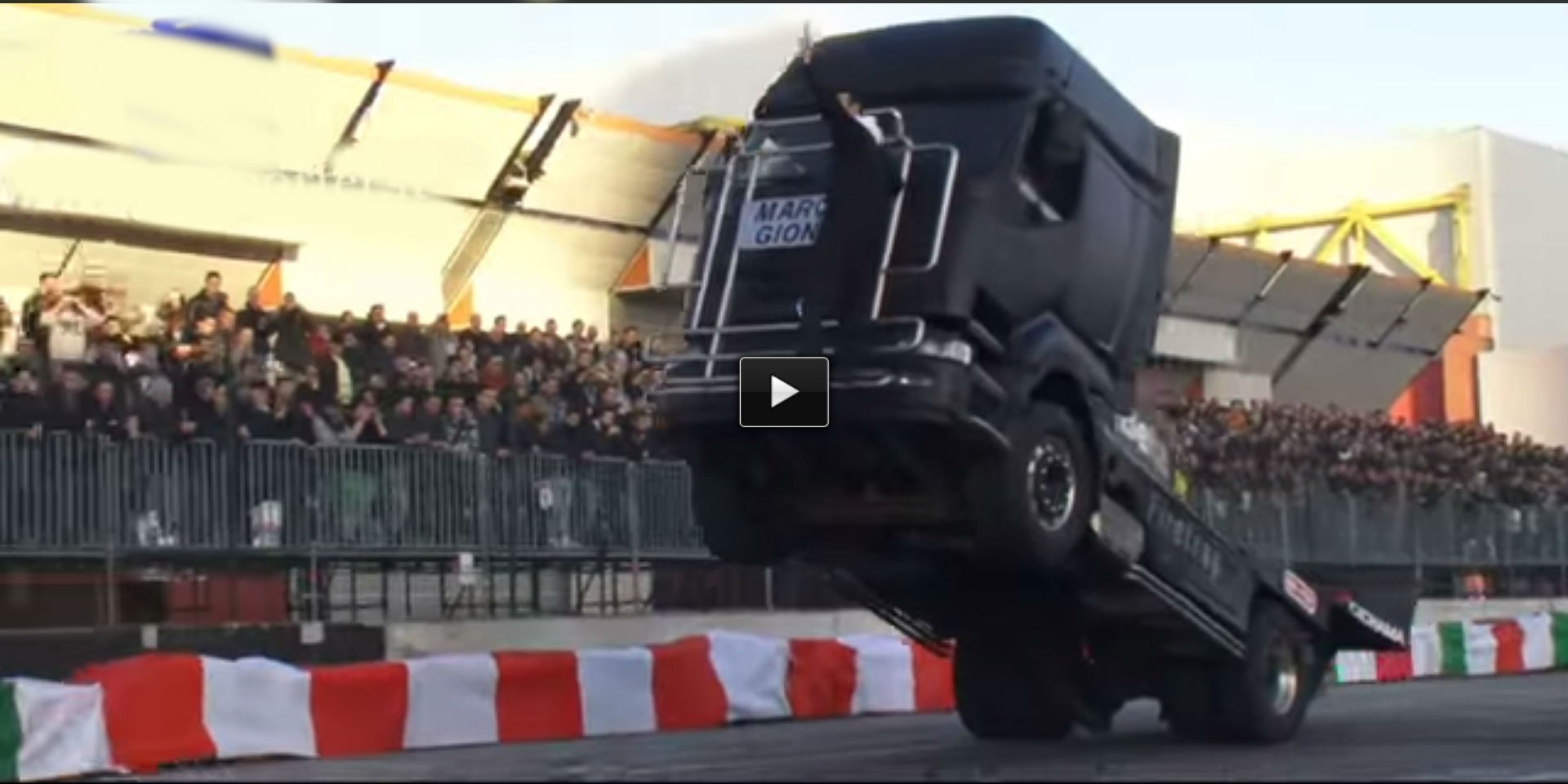 Crazy Truck stuntman show