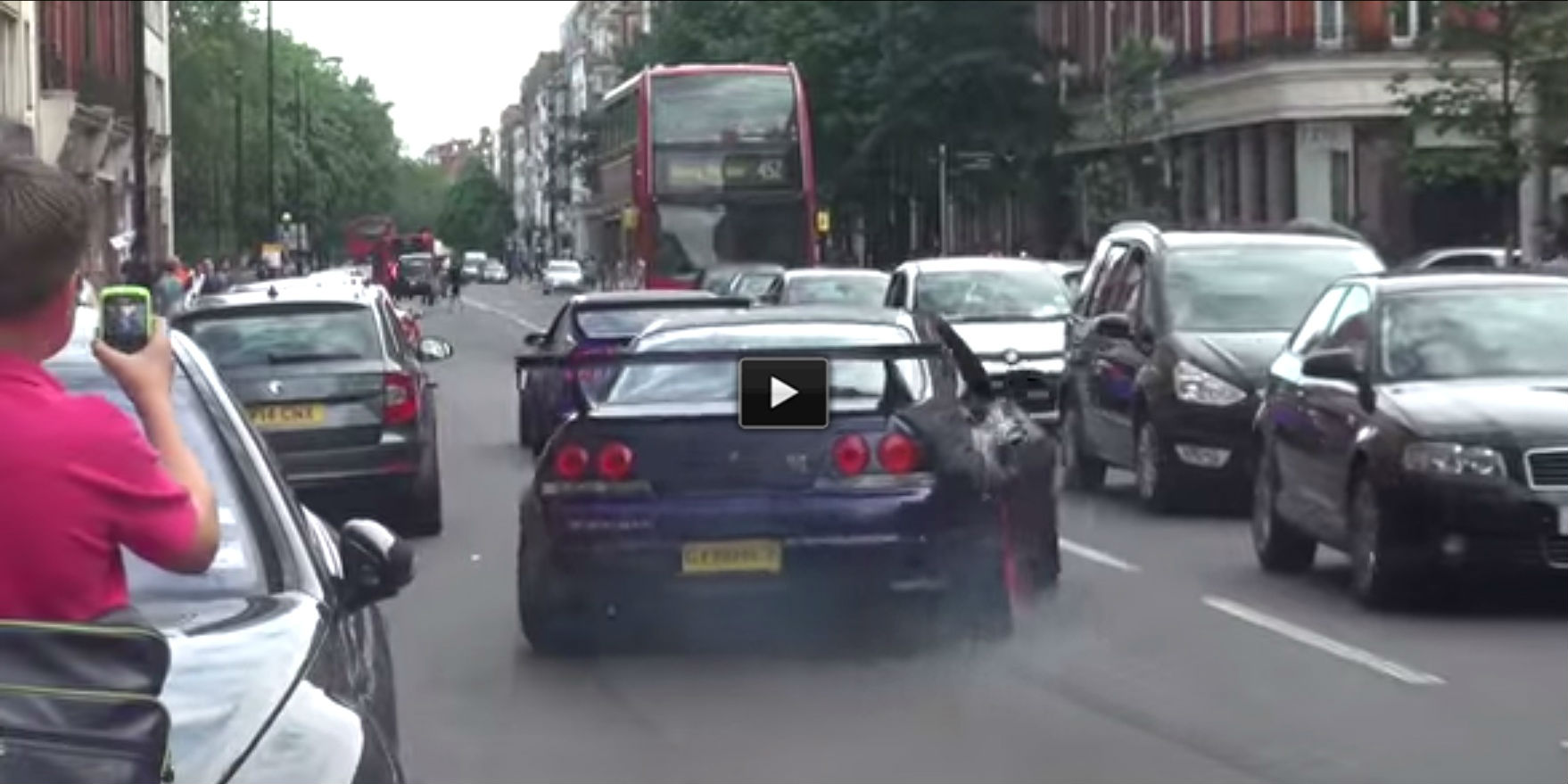 900HP Nissan gtr burnout