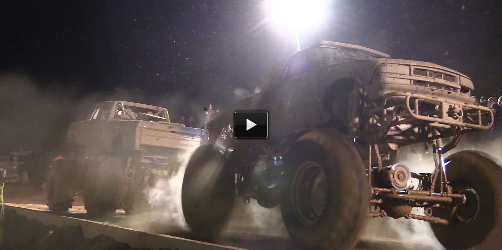 Alcohaulin mega trucks tug of war