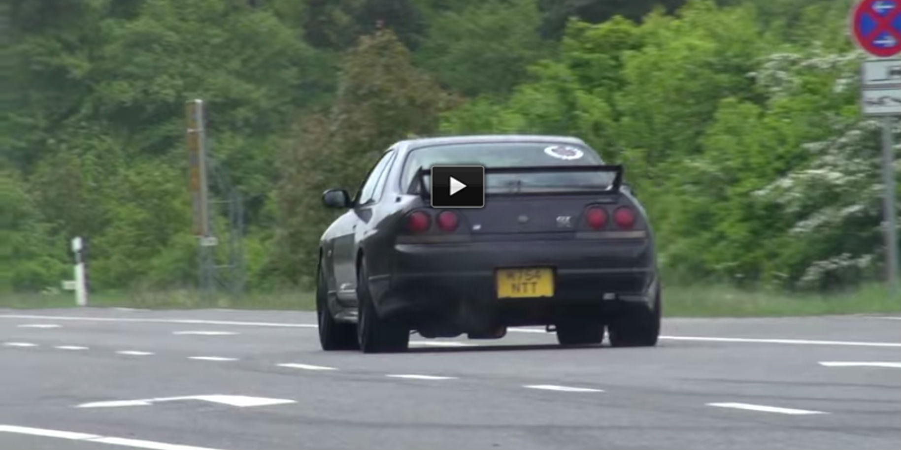 nissan r33 Skyline Acceleration