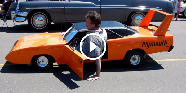 1 2 Scale 1970 Plymouth SuperBird With a Full-Sized Driver! lol 2 Briggs Stratton Engine