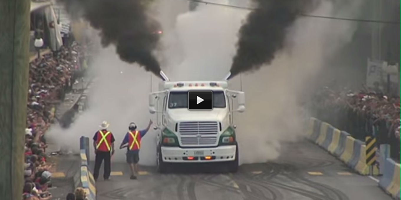 Truck Burnout QUEBEC