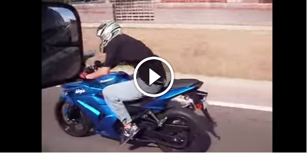 Lifted Dodge Brutal Demonstration of Raw Power! Lifted Dodge Truck vs 08 Ninja 250R 23!