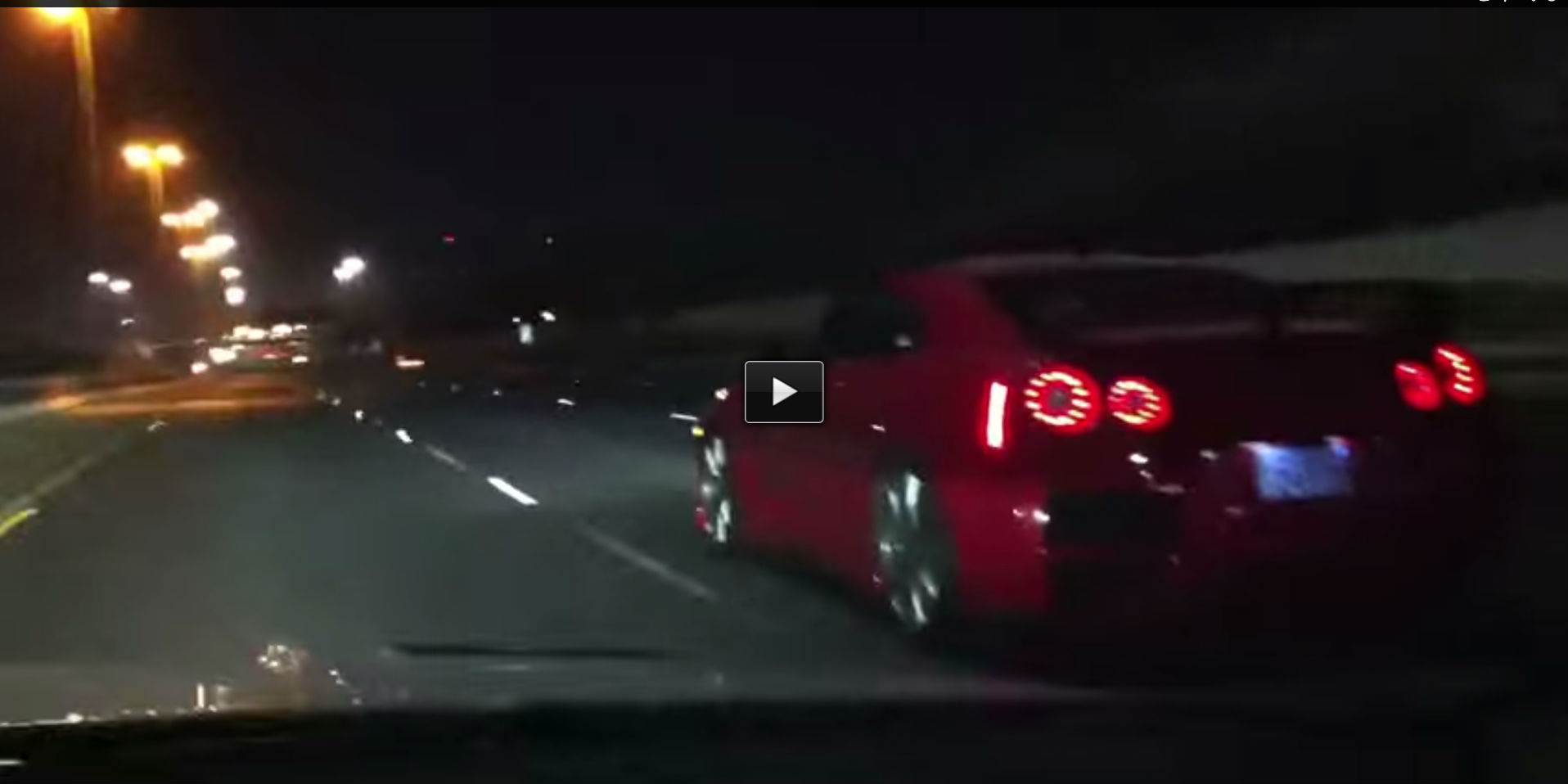 Mercedes C63 AMG vs Nissan GTR