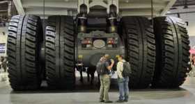 LARGEST Dump Truck in the World Liebherr T-284 2