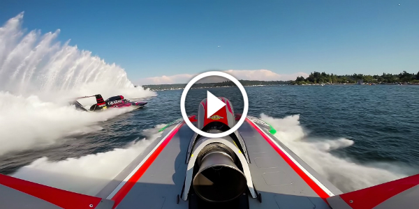 This Is Not An Unlimited Hydroplane! This Is A 3000HP HYDRO THUNDER!