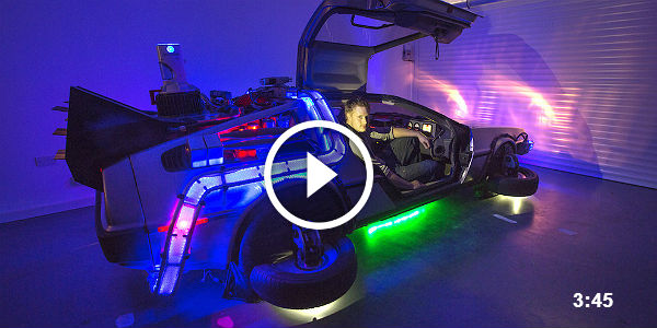 Back To The Future DELOREAN