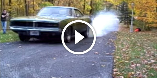 1968 dodge 600 HP Charger burnout