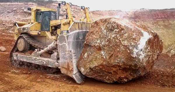 20 Foot Rock Can Be Easily Moved All You Need Is A Caterpillar D11R 1