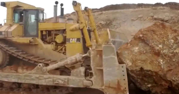 20 Foot Rock Can Be Easily Moved All You Need Is A Caterpillar D11R 2