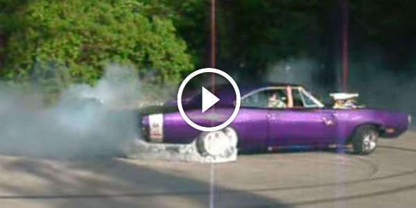 PLUM CRAZY Charger 1970 Dodge Charger With Some Crazy Burnouts