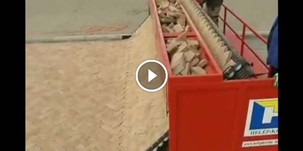 This Brick Paving Machine Will Save You Time And Energy! It Makes Roads Like Laying Carpet!!