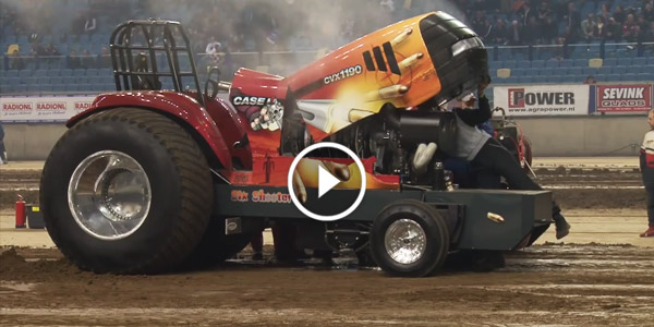 3.5 ton Superstock impressie Indoor Arnhem Tractor Pulling Gelredome 2010
