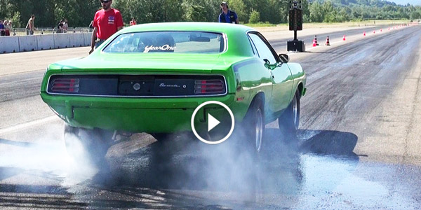 Plymouth Barracuda Drag 440 V8 Burnout at the Drag Strip