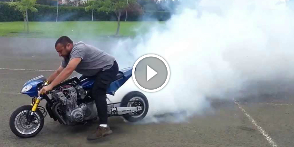 1000 CC SUZUKI POCKET Bike Doing BURNOUTS! VERY COOL! 2