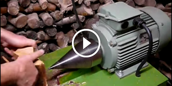 Look At This Small, Practical, but SPINNING WOOD SPLITTER