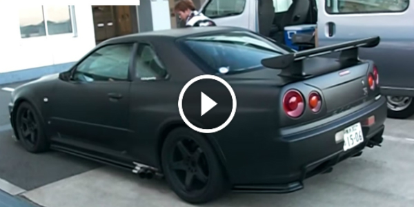 Matte Black Nissan Skyline Showing Its SIDE MUFFLER Of! TURN THE VOLUME UP!!