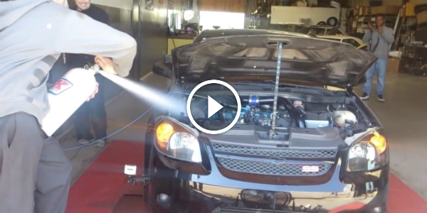 N2O Bottle This Is HOW You Should NOT Spray Your Car! Nitrous The WRONG WAY! It Hurts To Watch! 2