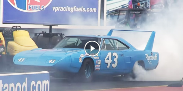 Plymouth Superbird Vs Ford Mustang S4S Global Drag Racing League