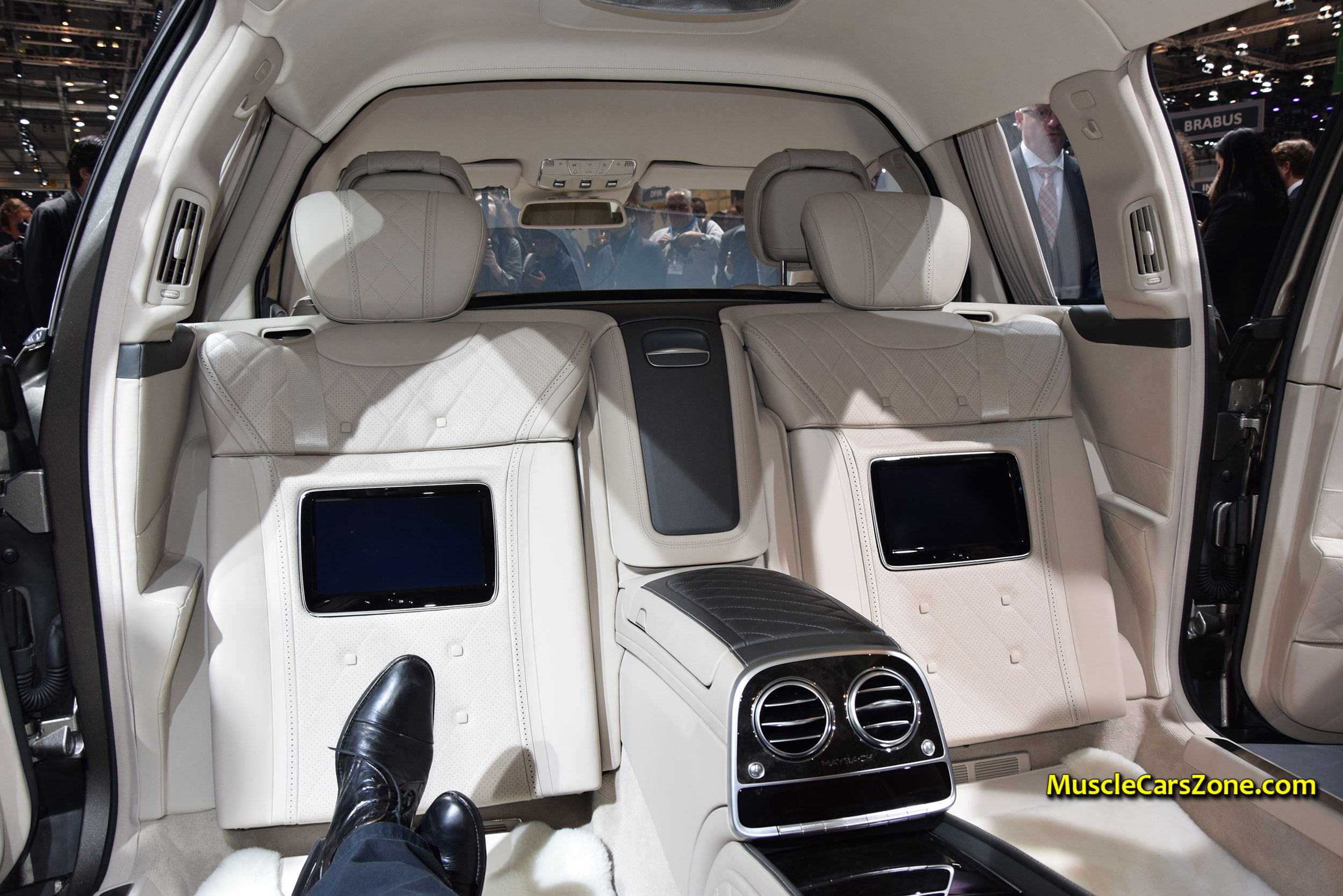 Exclusive 2 Videos 2016 Mercedes Maybach S600 Pullman Limo