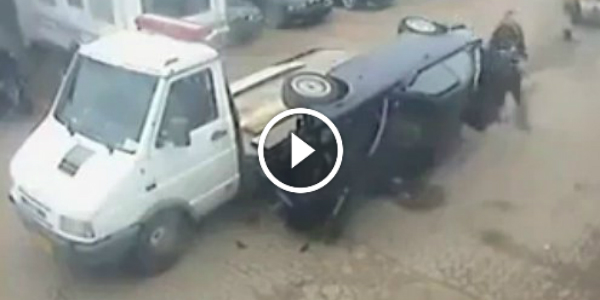 Car Loading Fails EPIC FAIL Would Be An EPITHET For This Situation! This Is How You Should NOT LOAD A CAR!!! 41