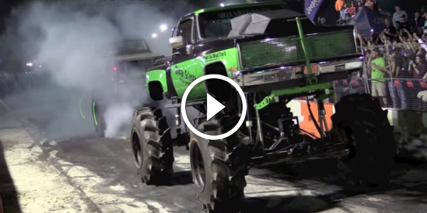 SINGER SLINGER Drags Other MONSTER Trucks With Its Pure POWER! Don’t Miss This SMOKESHOW!!! 12