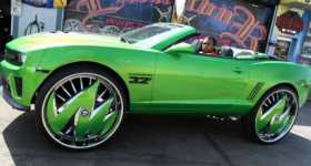 Custom Green Camaro Sits On Massive 32-inch Rims 2