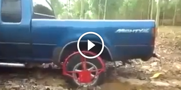 Off Road STUCK-In-The-MUD PROBLEM! A Simple Metal Construction Is Your SALVATION! 2