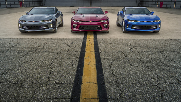 2016-chevrolet-camaro-001