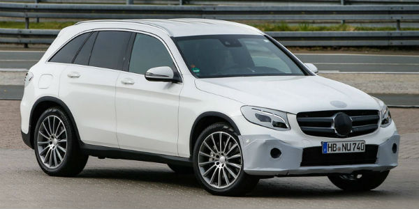 2016 mercedes benz glc Spy Shots cover