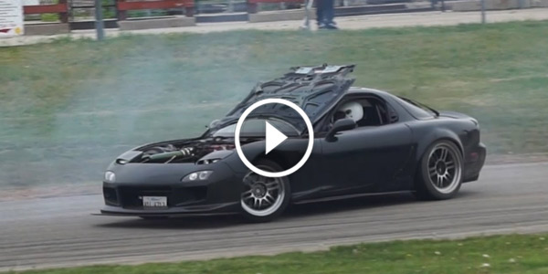 mad drifter FD RX-7 Hood Flies Up During Tandem Train and Keeps Drifting